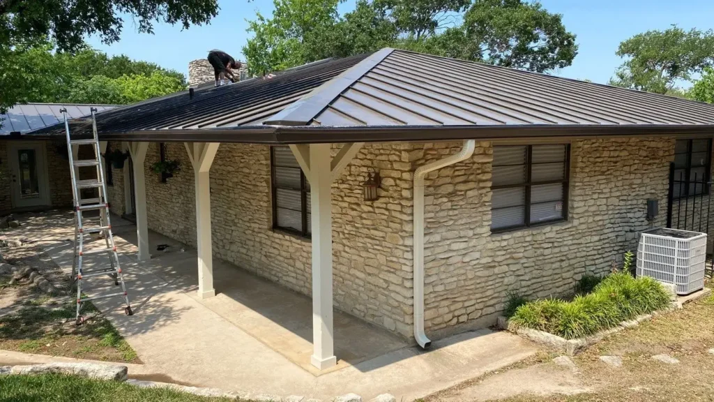 Seamless Gutters in Lakeway TX | Custom Aluminum Systems